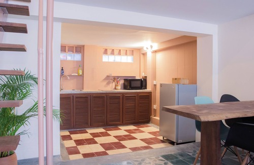Daun Penh House | Artsy Cocoon 1-bedroom Khmer-Deco loft in Central Phnom Penh