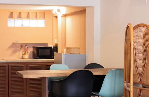 Daun Penh House | Artsy Cocoon 1-bedroom Khmer-Deco loft in Central Phnom Penh