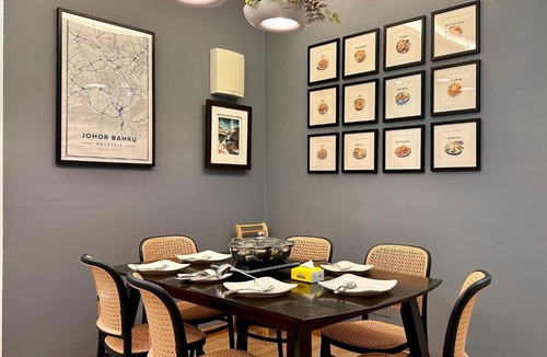 Central District Apartment | Artsy Homestay in JB Town Center Near FoodCourt, Malls & Grocery