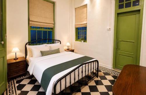 George Town Bed & Breakfast | Arvena Living