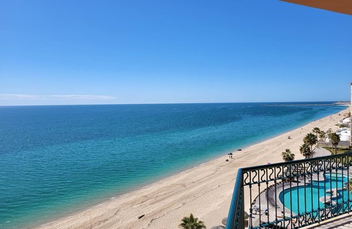 Puerto Penasco Condo | As seen on HGTV! Sonoran Sea, Beach Front, Stunning Ocean Views,2B/2B, 8th Floor