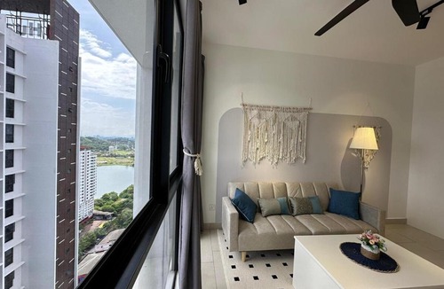 Seri Kembangan Apartment | Astetica Be treated like Kings and Queens