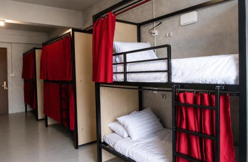 Kampung Kuchai Hostel | Astrid Lofts