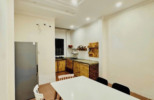 Tran Phu Beach House | Aura Marina Homestay 5Bedrooms, Rooftop BBQ, City Center