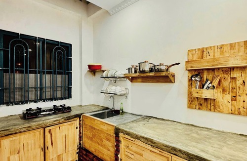 Tran Phu Beach House | Aura Marina Homestay 5Bedrooms, Rooftop BBQ, City Center