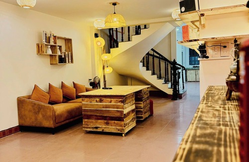 Tran Phu Beach House | Aura Marina Homestay 5Bedrooms, Rooftop BBQ, City Center
