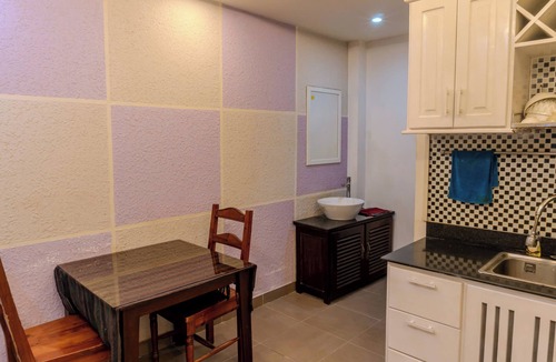 Tran Phu Beach House | AuraHome 5 Bebrooms, Rooftop BBQ, City center