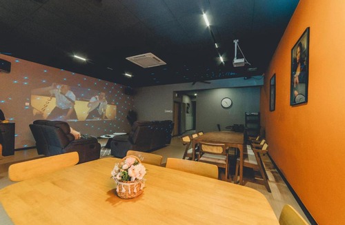 Taman Mount Austin Apartment | Austin Shoplot Grand KTV Party 15pax Mahjong Chill by Our Stay