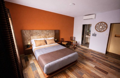Cordoba Hotel | Auto Hotel Express