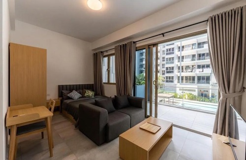 Ruessei Kaev Hotel | Axis Residences By The Team