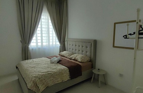 Kota Kinabalu Apartment | AylamR Homestay