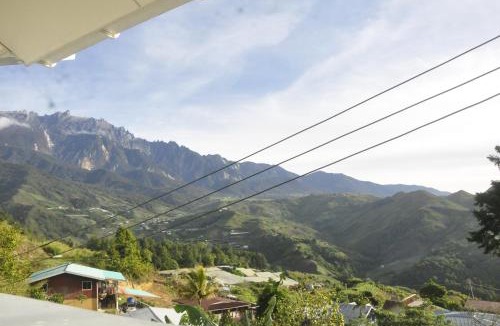 Kundasang House | Azrien Homestay Kundasang
