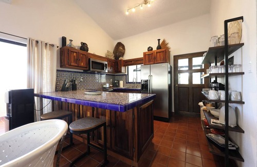 El Medano Ejidal Condo | B-301 Beautiful Pool View Penthouse Condo - Minutes to Medano Beach and Town