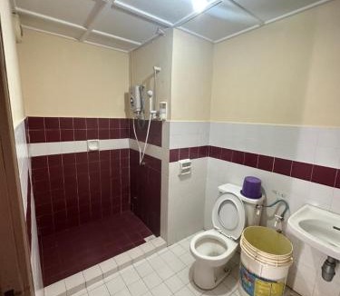 Baharu Apartment | B12-8@pd marina resort