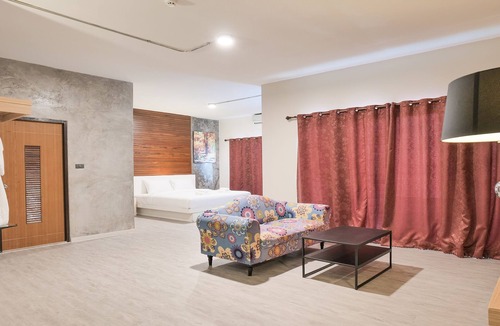 Chiang Rai Hotel | B2 Chiang Rai Phahonyothin Boutique & Budget Hotel