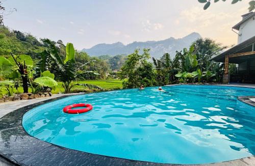 Nam Mau Hotel | Ba Be Legend Hotel & Tours