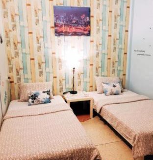 Ban Phan Thom Hostel | Baan Nampetch Hostel