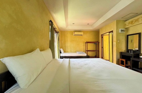 Pak Nam Pran Hotel | Baanbali Beach Resort