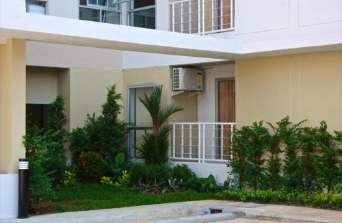 Sing Buri Hotel | Baanbudsarin Apartment