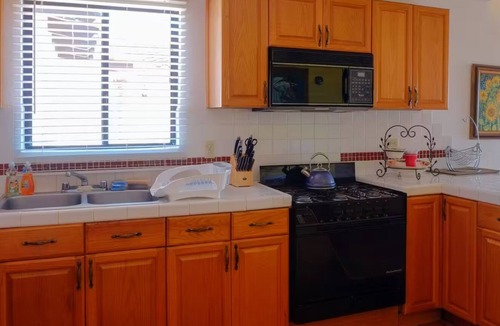 Salsipuedes House | Baja Mar Country Club Casa 3 Recamaras Frente a campo de Golf y lago