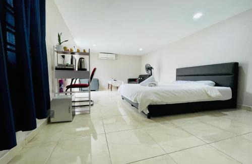 Bandar Baru Permas Jaya Villa | Balcony Garden Studio