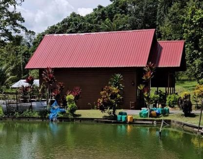 Siburan House | Bamboo Villa & Durian-Retreat FarmStay