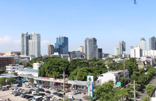 Khlong Toei Apartment | Bangkok Place Apartment - EKAMAI BTS