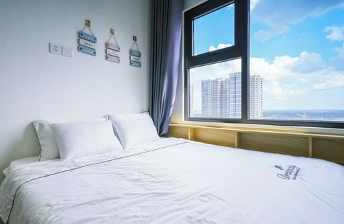 Dong Khoi Apartment | Bao Han Homestay - 2BR Vinhomes Grand Park District 9 in Ho Chi Minh city