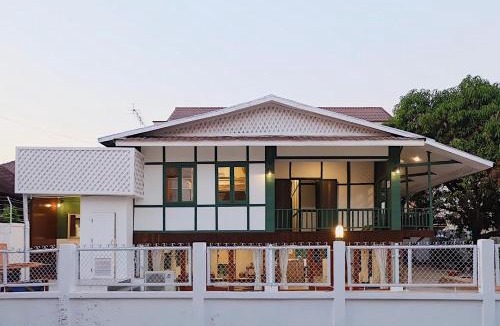 Vientiane Hostel | Barn Laos Hostel