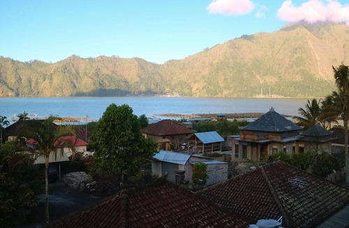 Toya Bungkah House | Batur Sunrise Guesthouse ~ 2nd Floor Queen Room