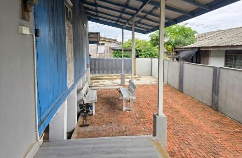 Kampung Seberang Takir Villa | Bayu Takir Homestay