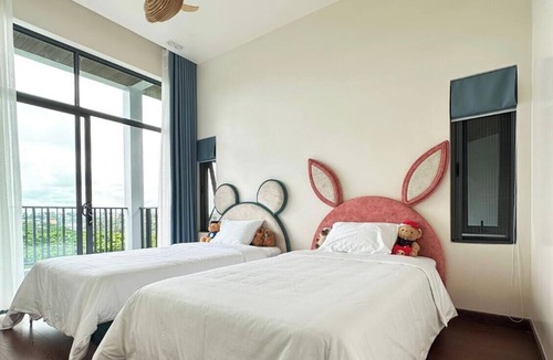 Bao Loc Villa | BB HOUSE BẢO LỘC - VILLA CÓ HỒ CÁ KOI, HỒ BƠI VÔ CỰC NGẮM MÂY NGÀN