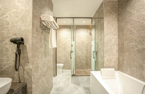 Ta Khmau Hotel | BCN Barna Hotel