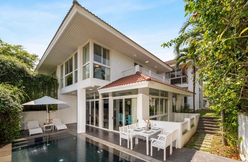 Ngu Hanh Son Villa | Beach Access Luxury Private Pool Villas at Premier Village Resort