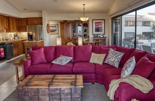 Marina Condo | Beach front 2 Bedroom 2 Bathroom luxury condo with amazing views.