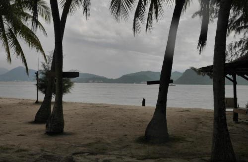 Pulau Tuba Villa | Beach Front Villa 1 pasir panjang
