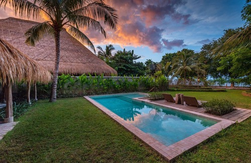 Sigar Penjalin Villa | Beach Villas Lombok