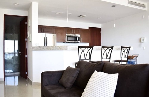 Marina Mazatlan Condo | BEACHFRONT 2 BEDROOM CONDO IN LAS GAVIAS RESORT - Sleeps 6