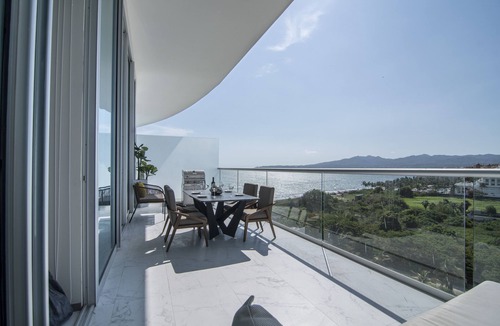 Flamingos Apartment | Beachfront apartment in a new luxury complex in Nuevo Vallarta with ocean views.