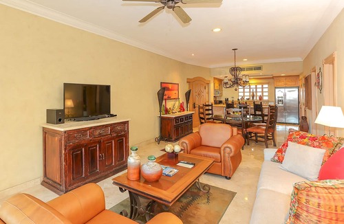 El Medano Ejidal Villa | Beachfront Bliss: Relax, Steps from the Ocean - Villa La Estancia 3104