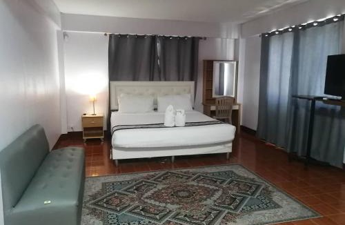 Cha-am House | Beachfront Hotel Cha Am