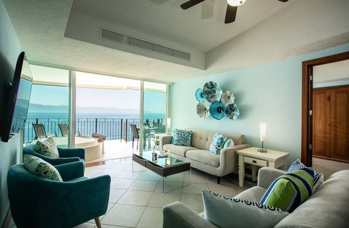 South Hotel Zone Condo | Beachfront, Luxurious Grand Venetian 3 Bedroom, 3 bath, Ocean & Mountain View