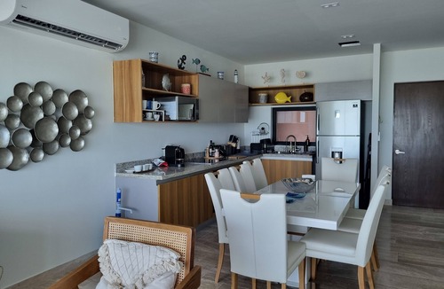 Merida Apartment | Beachfront Oceanview Luxury Apartment (sleeps up to 8) Yucalpeten Resort Marina.