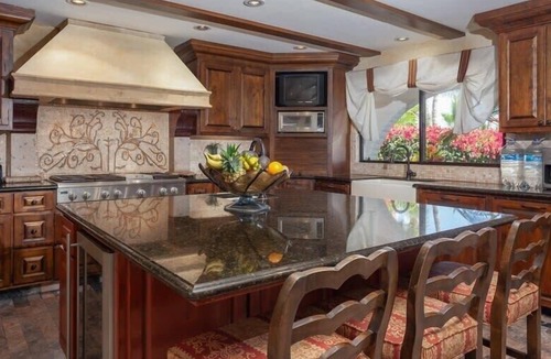 Palmilla Villa | Beachfront Paradise in Palmilla, Toys Included! Great Staff, Swimmable Beach