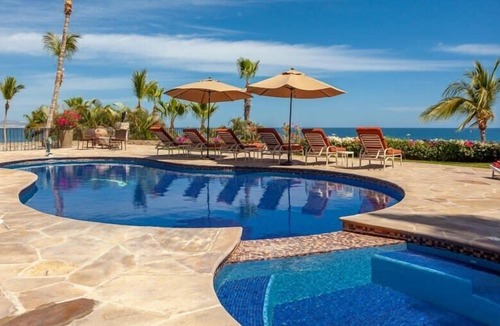 Palmilla Villa | Beachfront Paradise in Palmilla, Toys Included! Great Staff, Swimmable Beach