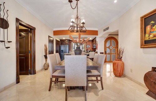 Cabo San Lucas Apartment | Beachfront, Premium Ocean View, 5 star