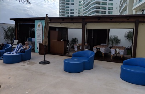 Punta Cancun Condo | Beachfront resort in best location, walk to best clubs and restaurants