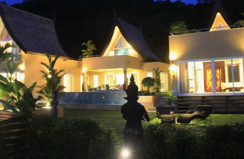 Rayong House | Beachfront Villa Surine, Koh Samed
