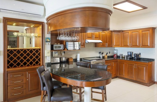 San Miguel Villa | Beachfront with pier and saltwater pool for 14 ppl 4 bedrooms