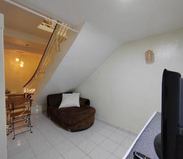 Bukit Gong House | Bear Hill Vila - Homestay Melaka